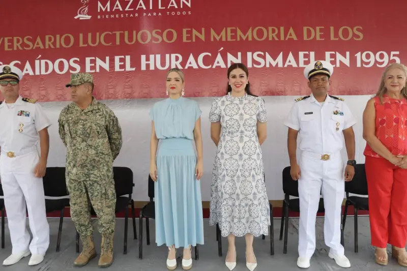 Rinden homenaje en Mazatlán a pescadores caídos a 31 años de la tragedia del huracán Ismael