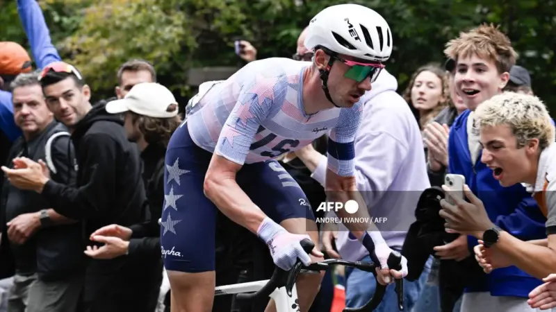 Brandon McNulty se corona en el Mundial de Ciclismo; Isaac del Toro termina en el quinto puesto