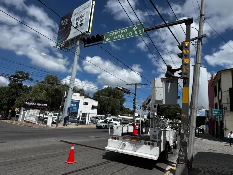 San Juan del Río prepara proyecto de semáforos en avenida Tecnológico