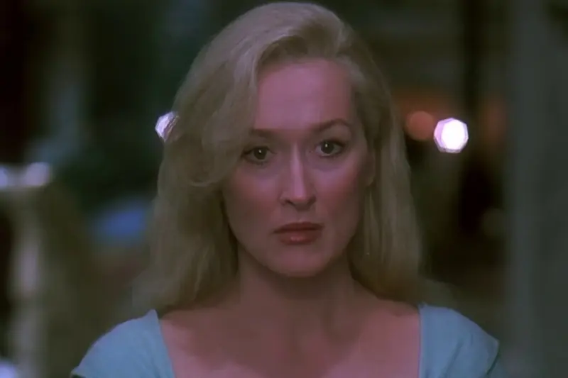 Meryl Streep confiesa lo mal que lo pasó haciendo esta película del director de 'Regreso al futuro': "No es divertido actuar frente a un candelabro"