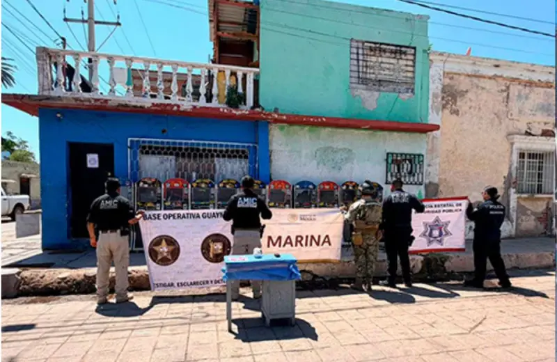 Cateo conjunto en Guaymas, Sonora, asegura 11 máquinas tragamonedas, narcótico y equipo de vigilancia en un inmueble del centro de la ciudad