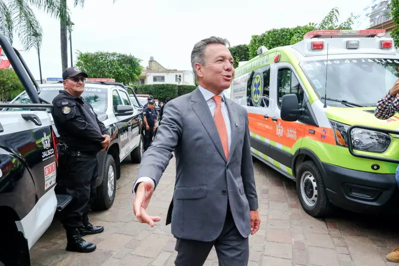 Jalisco refuerza seguridad y emergencias en 13 municipios con patrullas y ambulancias