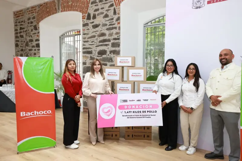 Recibe el SEDIF Puebla donaciones de MetLife y Grupo Bachoco