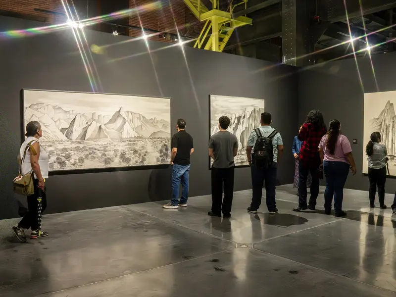 Celebra Noche de Museos una década de arte y cultura en Monterrey