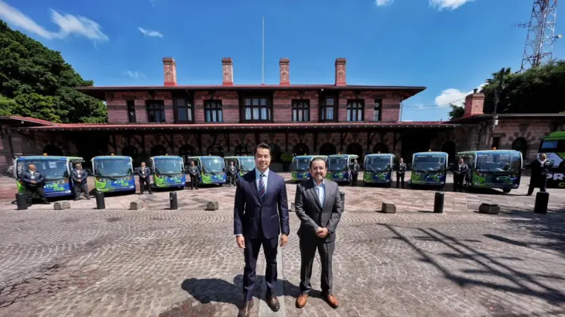 Presenta Felifer transporte eléctrico para el Centro Histórico de Querétaro