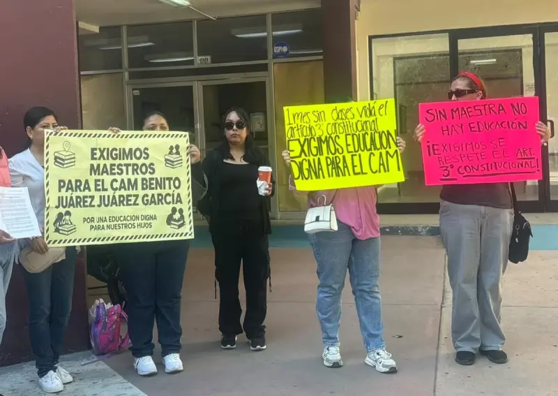 Alumnos con discapacidad llevan un mes sin clases en Tijuana por falta de maestros