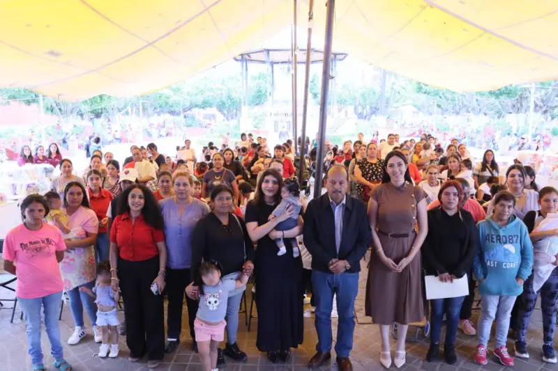 Entrega Seimujer más 17 mil pañales para 215 mujeres en Tuxpan