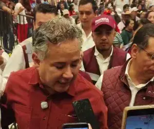Santiago Nieto Castillo participa en evento de Claudia Sheinbaum en Querétaro