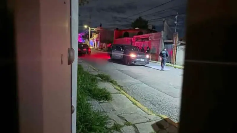 Balean a tres personas tras intensa persecución en Tultepec