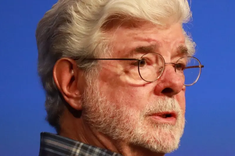"Me estaba quedando sin tiempo". George Lucas quería hacer otra trilogía de Star Wars, pero vendió la saga a Disney para cumplir un sueño más importante