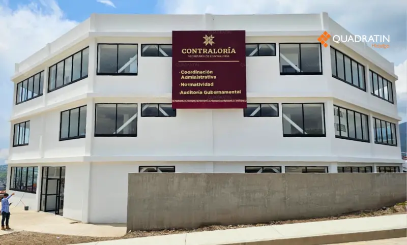Cancela Contraloría registros de 15 proveedores durante 2026