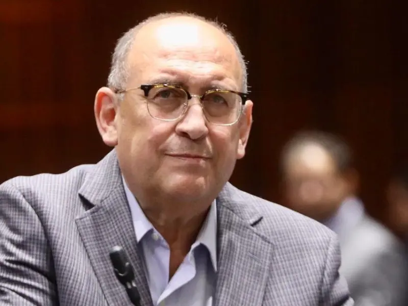 Propone Moreira que el Presidente de México rinda cuentas en el Congreso
