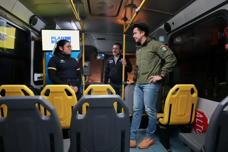 Anuncia Felifer Macías convocatoria para el Transporte Escolar Gratuito y Transporte Universitario