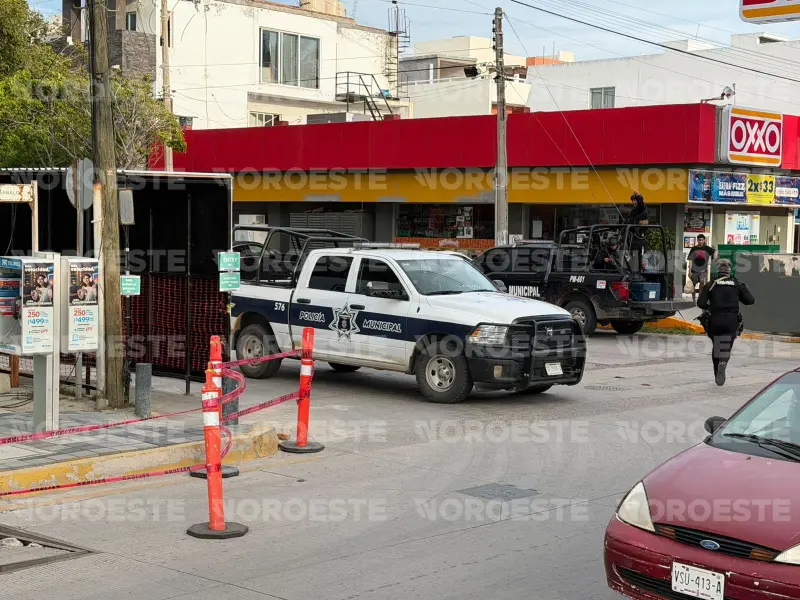 Balean a hombre en acceso de playa de Sábalo Country, en Mazatlán