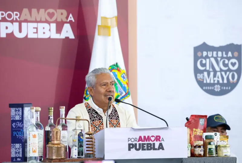 Mantiene Gobierno de Puebla diálogo tras marcha de normalistas