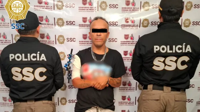 Detienen a “El Jalisco”, presunto integrante de “Los Bobby”, durante cateo en Gustavo A. Madero