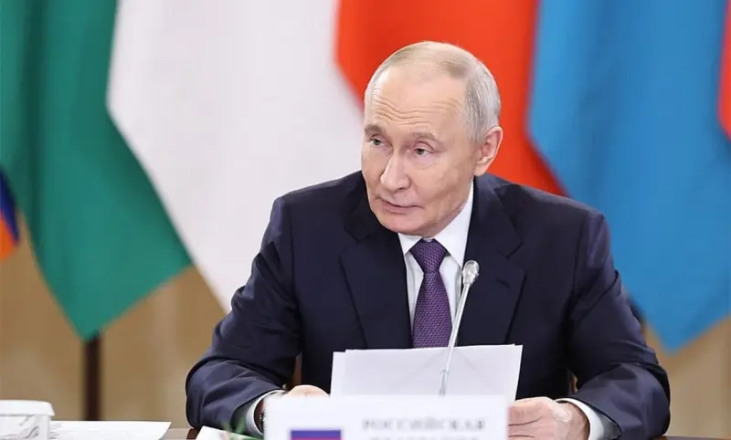 Celebra Rusia elecciones legislativas con Putin como eje del proceso 