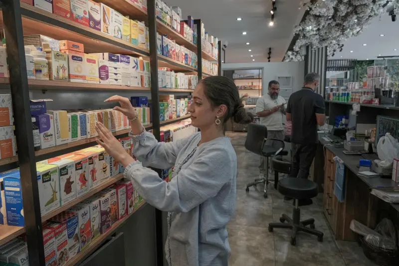 Enfrentan los iraníes un alza desorbitada de las medicinas por el bloqueo y las sanciones de EU