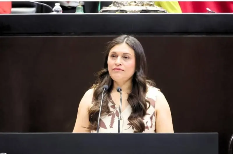 Presenta Sheinbaum en su informe un México de fantasía: González