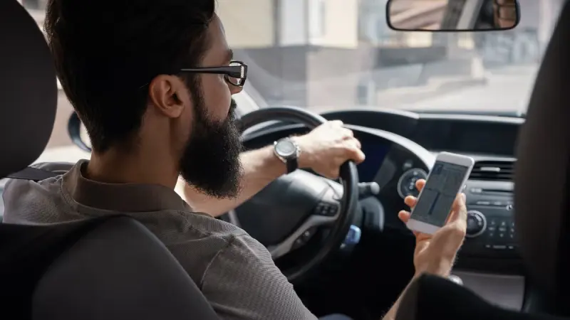 Plataformas digitales avanzan en seguridad social; Uber enfrenta cuestionamientos sobre aportaciones al IMSS