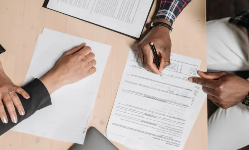 El ABC del despido laboral: qué hacer y qué no firmar