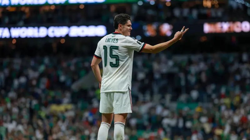 ¿Cuántos jugadores perderá América por Selección? Santiago Baños respalda a Rafa Márquez