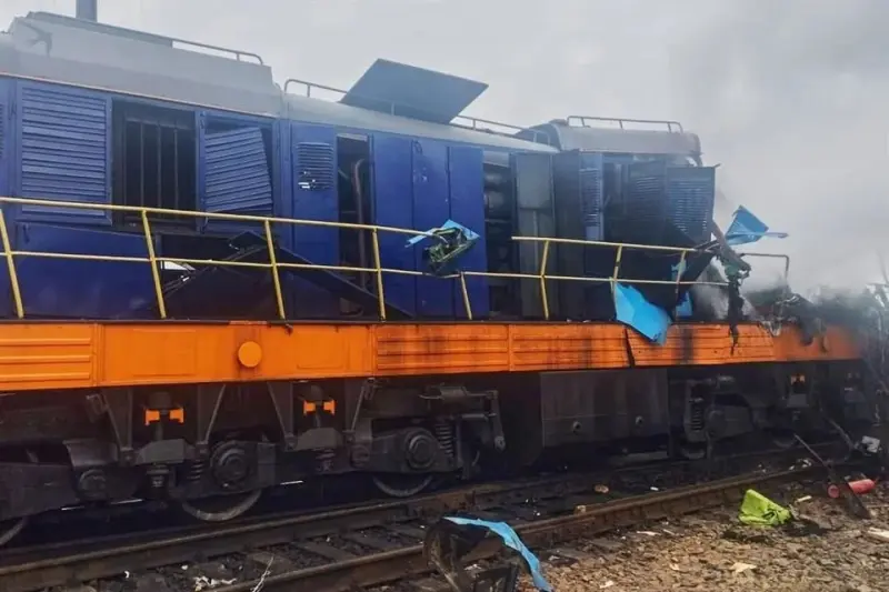 Ataca Rusia un tren en la frontera de Ucrania con Polonia