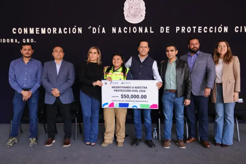 Chepe Guerrero entrega equipo operativo e incentivos económicos a personal de Protección Civil