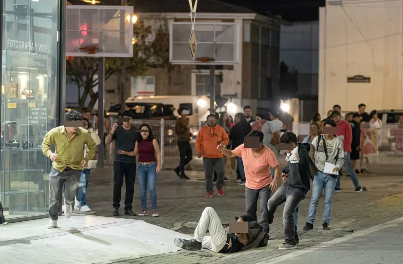 Joven de 18 años termina grave al ser atacado con navaja en la Macroplaza de Piedras Negras