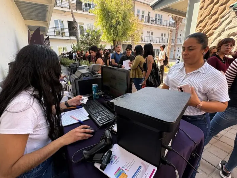 Estudiantes podrán tramitar Tarifa Unidos de 2 pesos en universidades y estaciones Qrobus