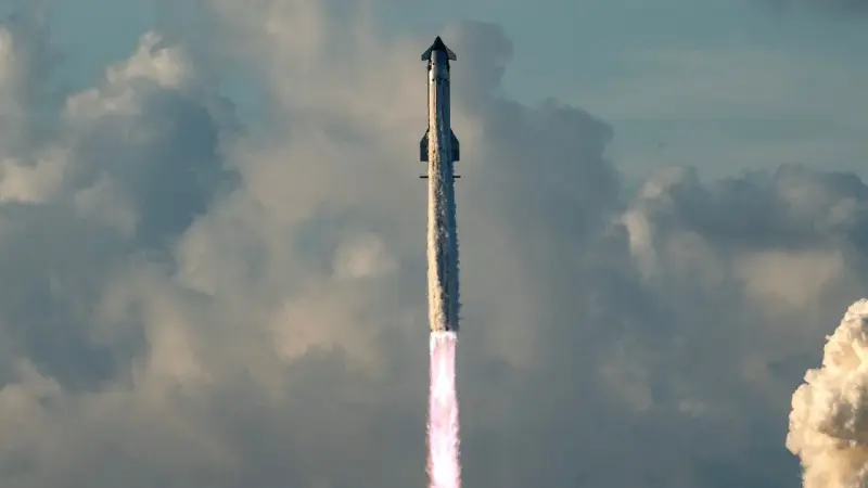 El megacohete Starship de Elon Musk alcanza la órbita terrestre