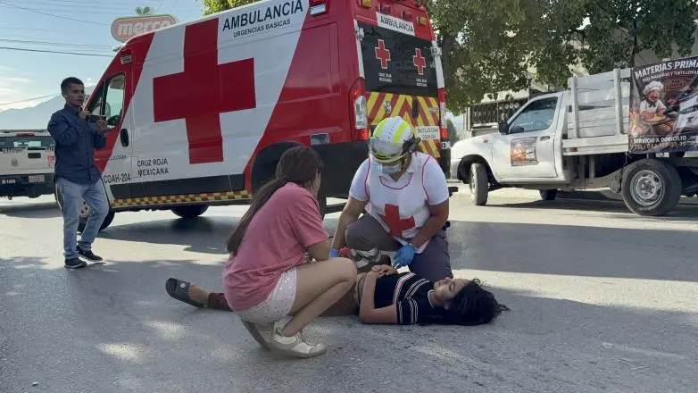 Continúan en Saltillo accidentes donde peatones y motociclistas terminan lesionados; en 40% responsables huyen