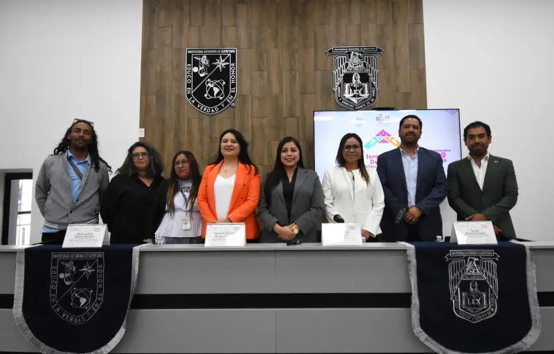 IEEQ y UAQ analizan derechos político-electorales indígenas