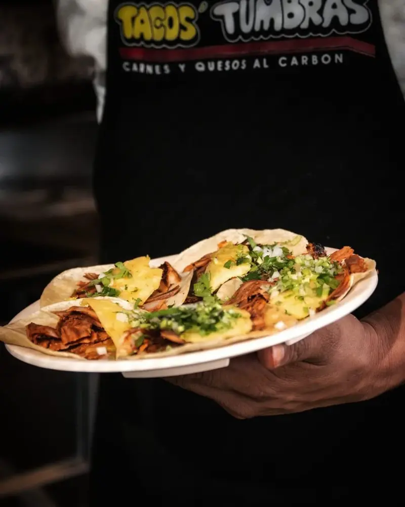 Tacos’Tumbras: El sabor de Acapulco en Querétaro