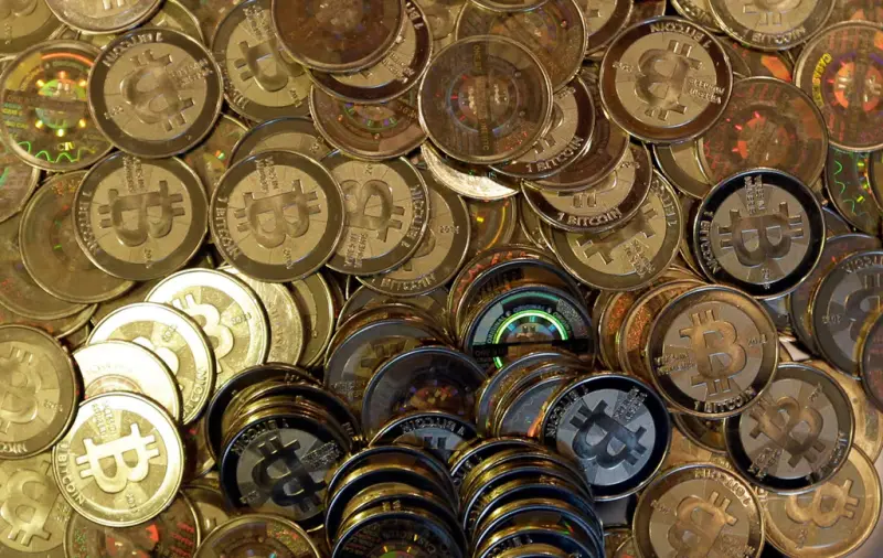 El mercado cripto busca estabilidad: Cotización del Bitcoin, la apuesta de PayPal y el escenario legal en Latinoamérica