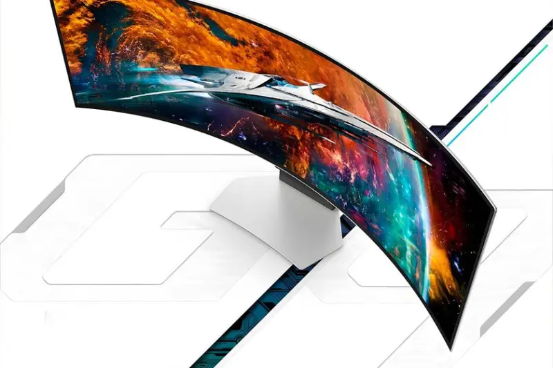 Monitor gigante de Samsung con panel OLED y 240 Hz. Tiene un cupón que la deja a un preciazo