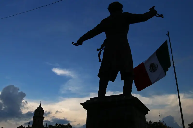¡Viva la religión católica!