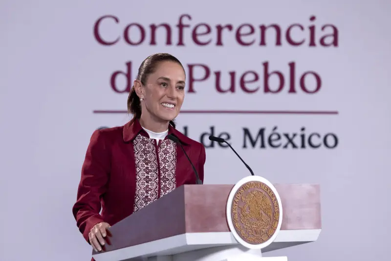 Sheinbaum matiza resultados de PISA y destaca alza mexicana en ciencias