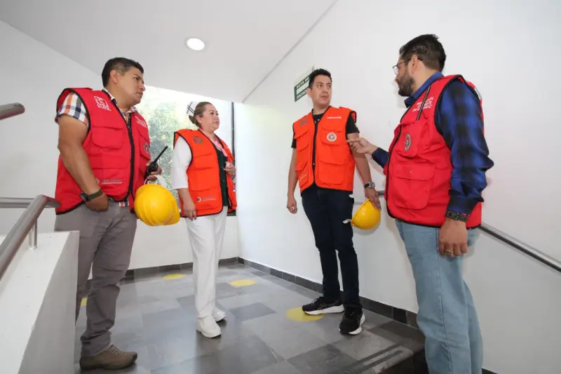 Más de 4 mil personas participan en simulacro de sismo en Puebla capital
