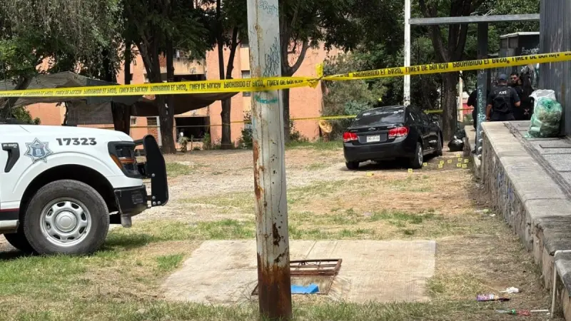 Balacera afuera de la Prepa 6 provoca pánico entre estudiantes