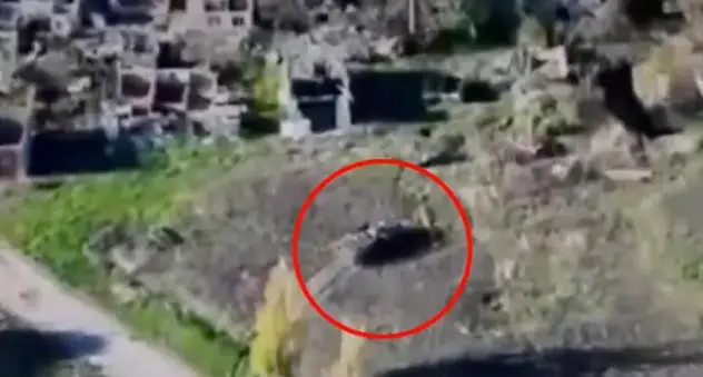 Ucrania despliega vehículos kamikaze ‘zombies’ para volar las defensas rusas y capturar a 250 soldados