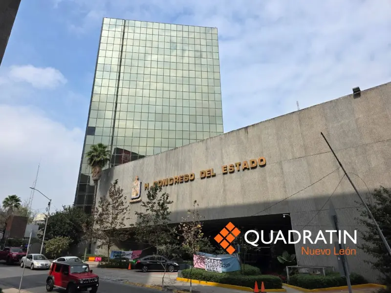 Proponen iluminar de dorado el Congreso de NL por cáncer infantil