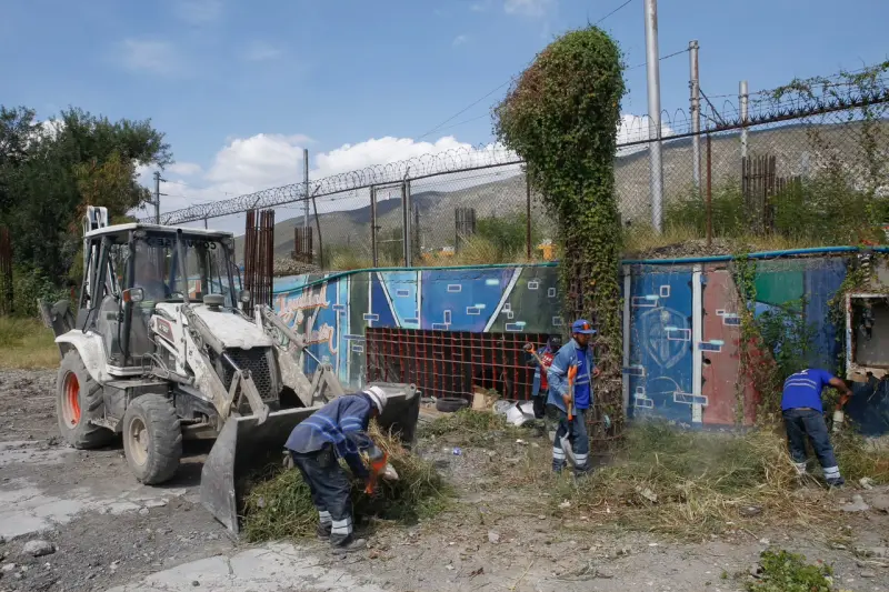 Refuerza Monterrey limpieza preventiva ante pronóstico de lluvias