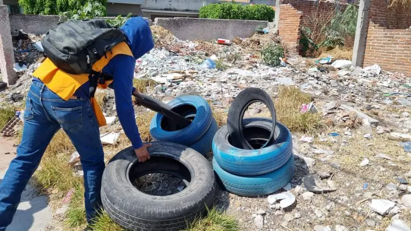 Guanajuato retira cacharros contra el dengue