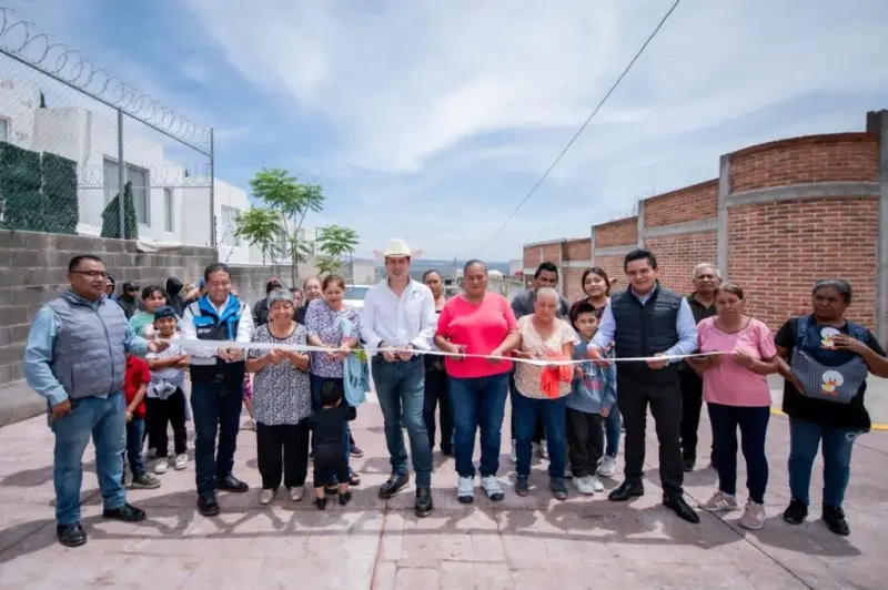 Invierte Rodrigo Monsalvo 2 mil millones de pesos en 300 obras para El Marqués en dos años