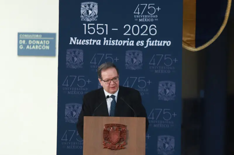 Rector de la UNAM prevé que exámenes de admisión en línea regresen en 3 años: ‘Habrá una segunda cámara’