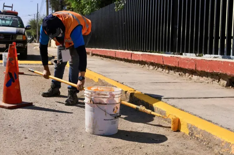 Pintura, cemento e impermeabilizante: el refuerzo a escuelas de San Juan del Río