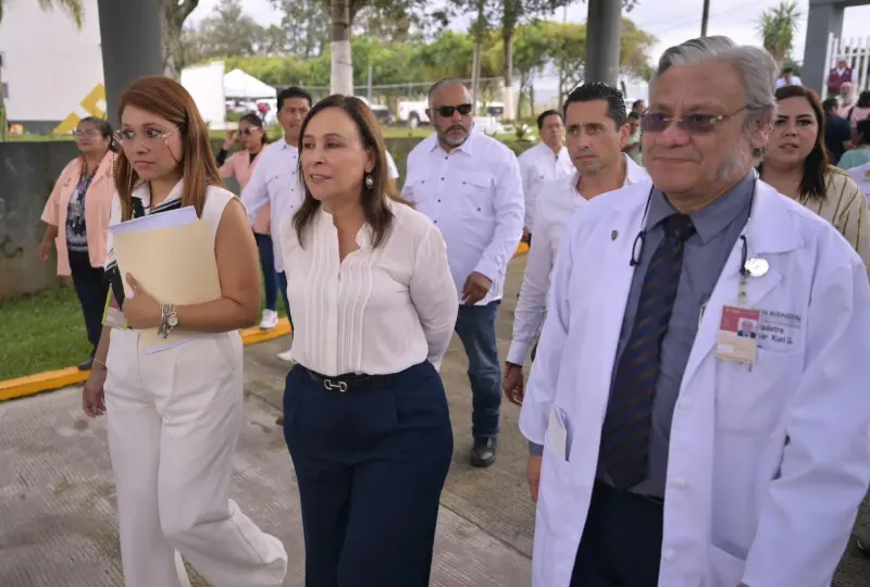 Servicio universal de salud, gratuito y accesible para los veracruzanos