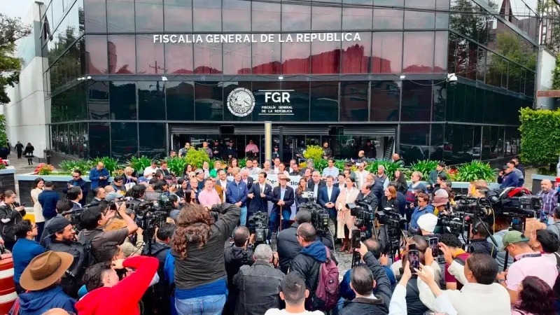 Ernesto Ruffo pide en amparo para llevar su proceso por huachicol fiscal en prisión domiciliaria