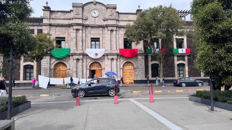 Protestan en Toluca frente al Poder Judicial por casos de Santiaguito